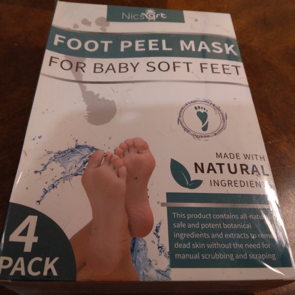Foot Peel Mask for Dry Cracked Feet - Remove Dead Skin and Calluses - pack of 4 - Picture 6 of 6
